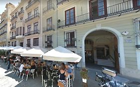 El Magnanimo Rooms & Breakfast